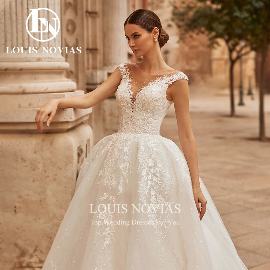 LOUIS NOVIAS Wedding Dress Elegant Sleeveless/ESTIMATED DELIVERY TIME 35 DAYS