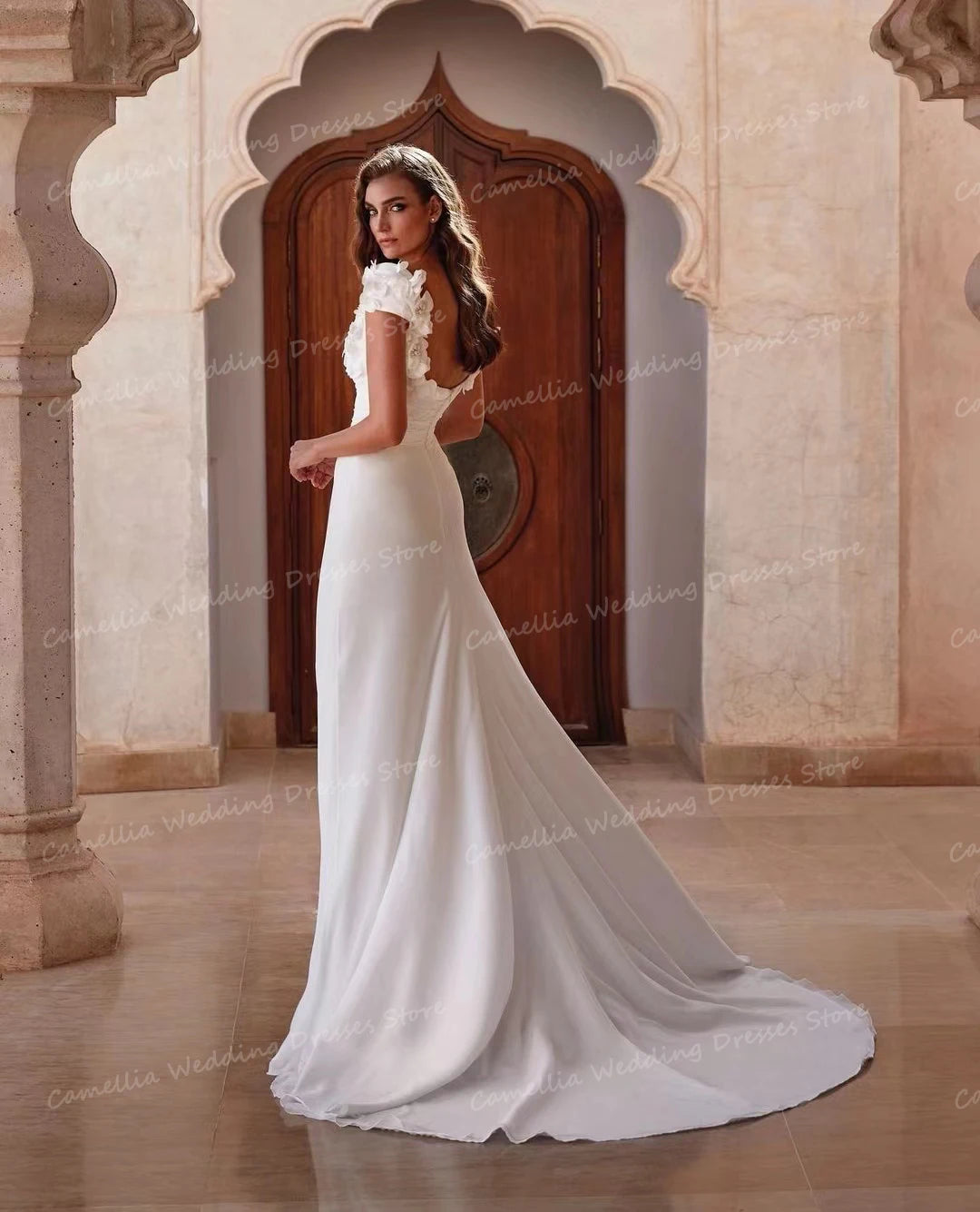 Elegant Wedding Dress Sexy Sleeveless/ESTIMATED DELIVERY TIME 30 DAYS